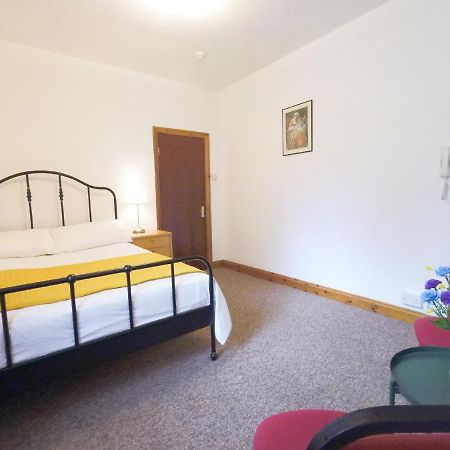 Apartmán Carnation Flat A In Wembley Londýn Exteriér fotografie