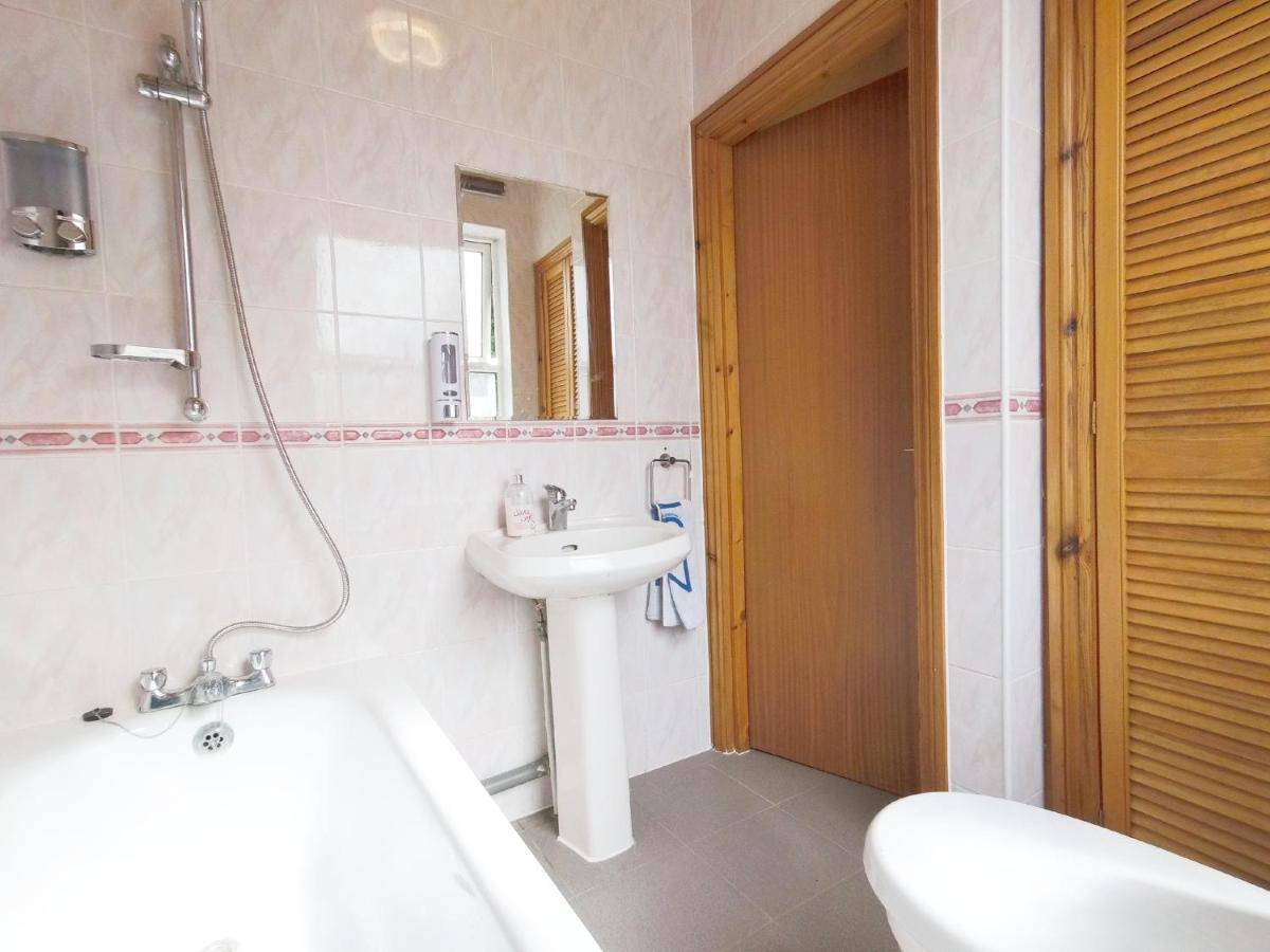 Apartmán Carnation Flat A In Wembley Londýn Exteriér fotografie