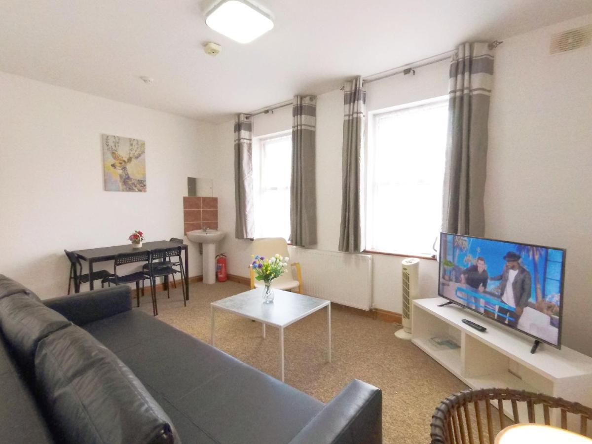 Apartmán Carnation Flat A In Wembley Londýn Exteriér fotografie