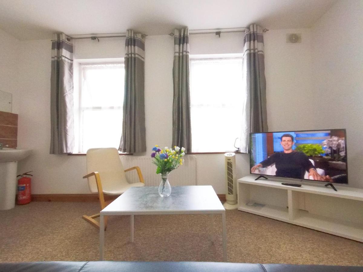 Apartmán Carnation Flat A In Wembley Londýn Exteriér fotografie