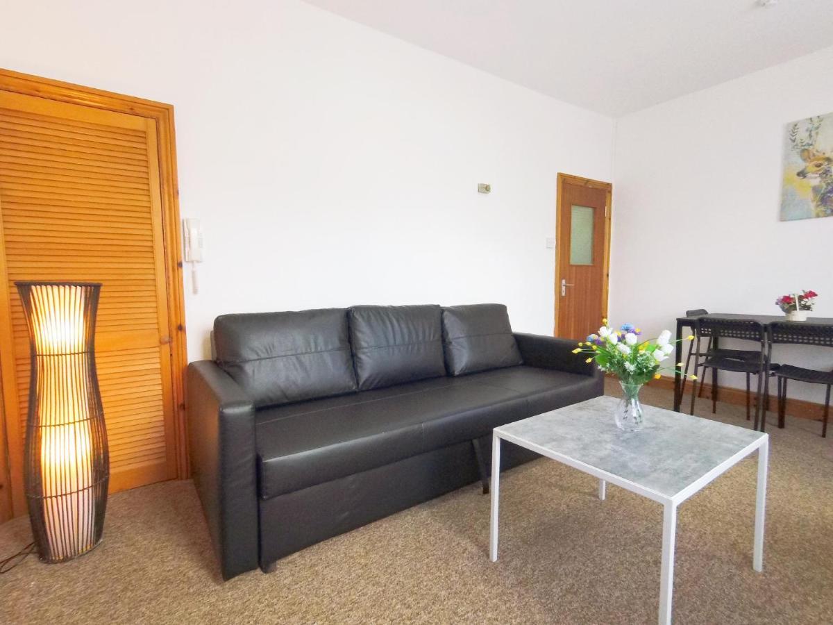 Apartmán Carnation Flat A In Wembley Londýn Exteriér fotografie