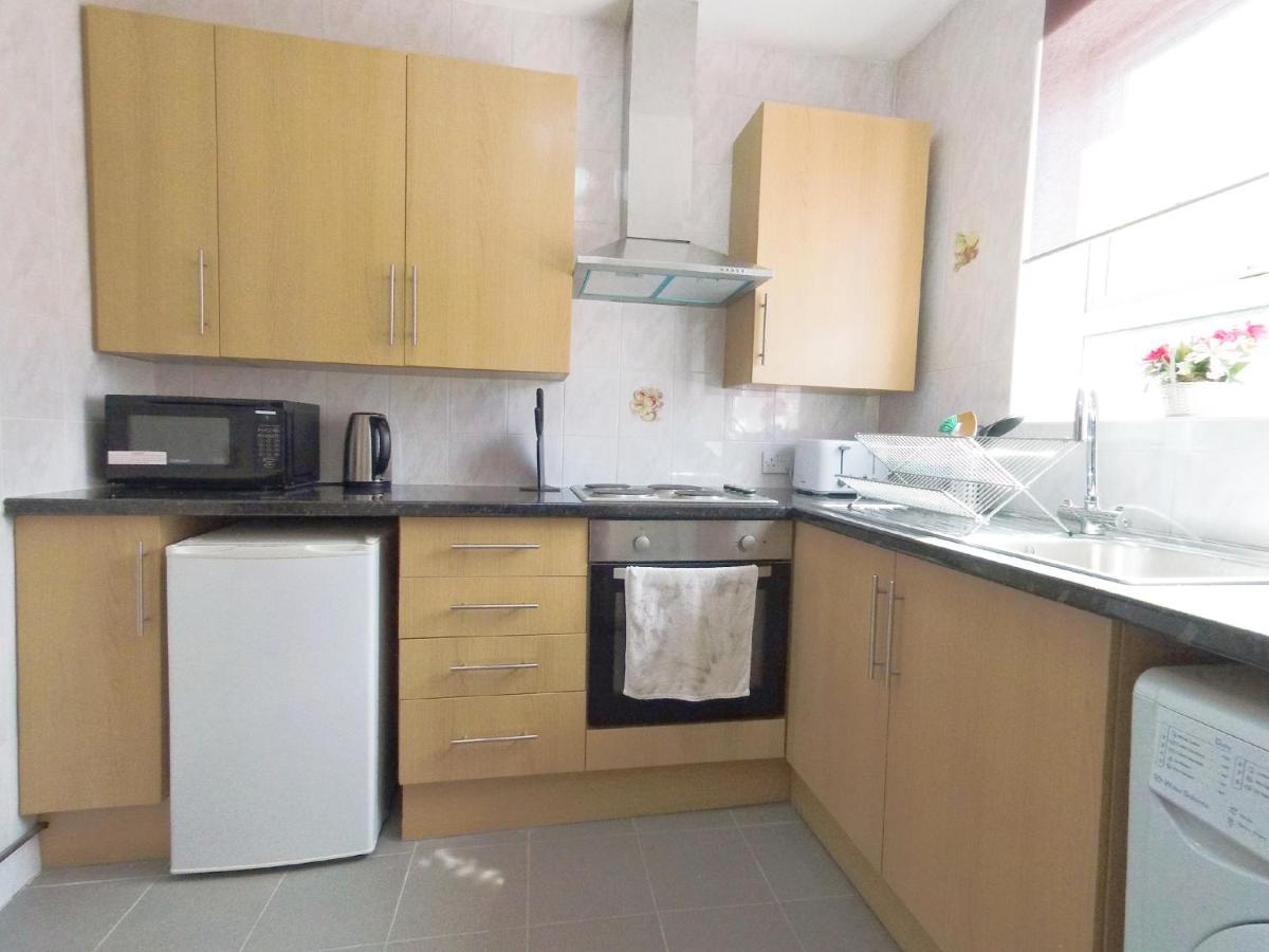 Apartmán Carnation Flat A In Wembley Londýn Exteriér fotografie